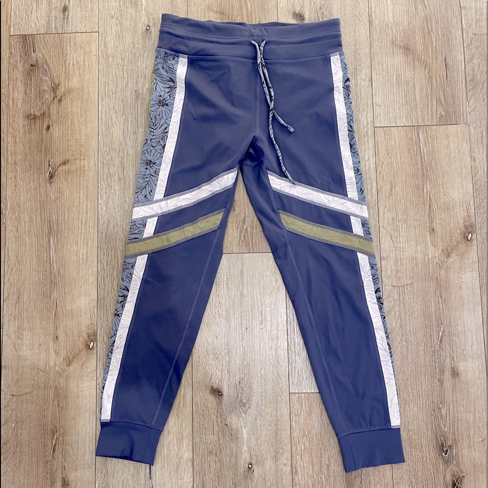 Free people movement workout pants NWOT size m